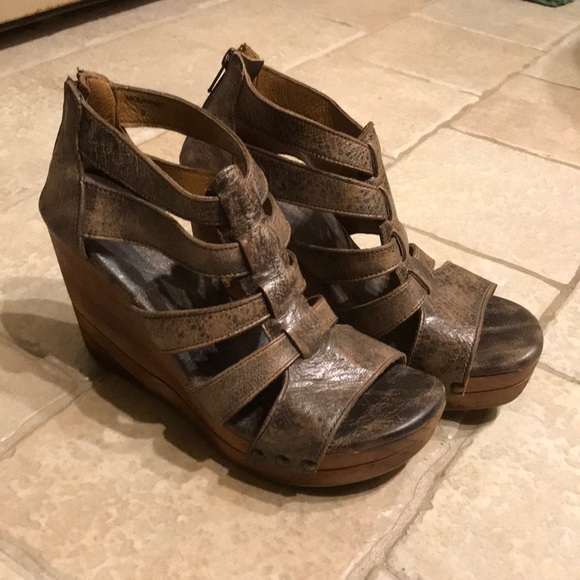 Wedge leather shoes - Picture 1 of 5